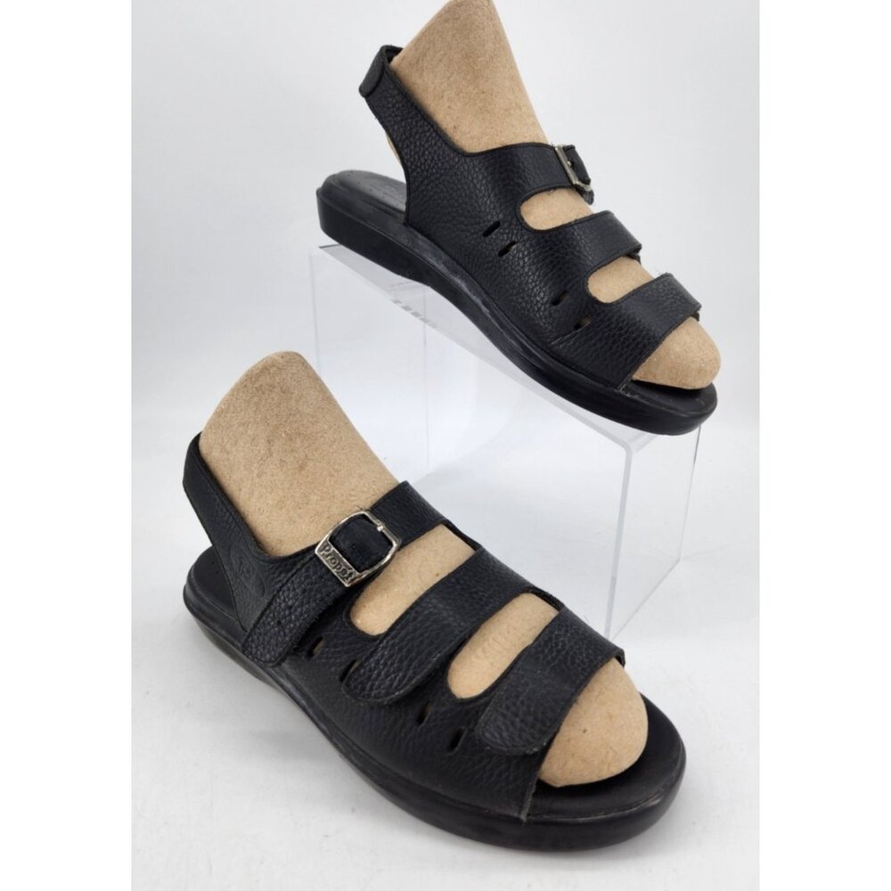 Propet Womens Size 7.5 D Black Leather Comfort Breeze Walker Open Toe Sandals